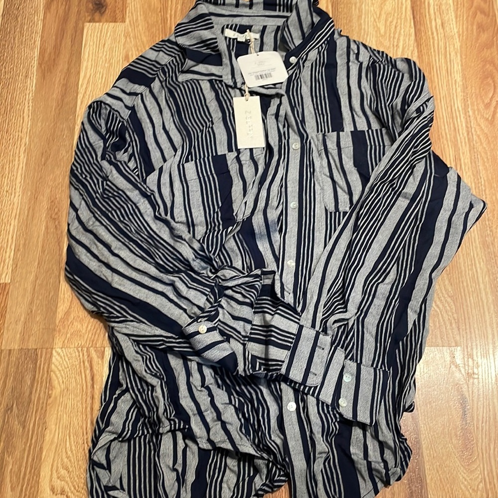 NWT Z Supply Size XS/S button up